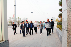 【鄭投產業(yè)園要聞】鄭州市產業(yè)發(fā)展工作領導小組蒞臨園區(qū)實地考察